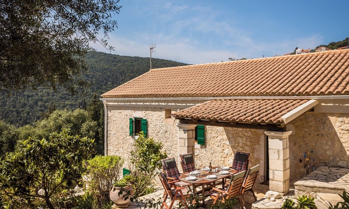 Tselendata House | Traditional Stone House Anofli 1843 - Authentic Charm in Fiskardo, Kefalonia