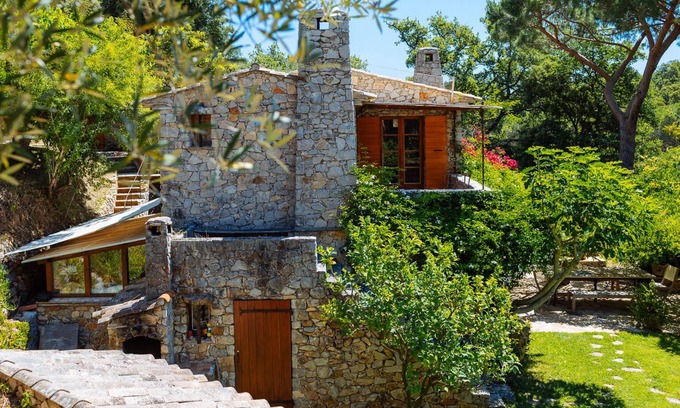 Ramatuelle Villa | Traditional villa with heated pool in the hillsides, Saint-Tropez