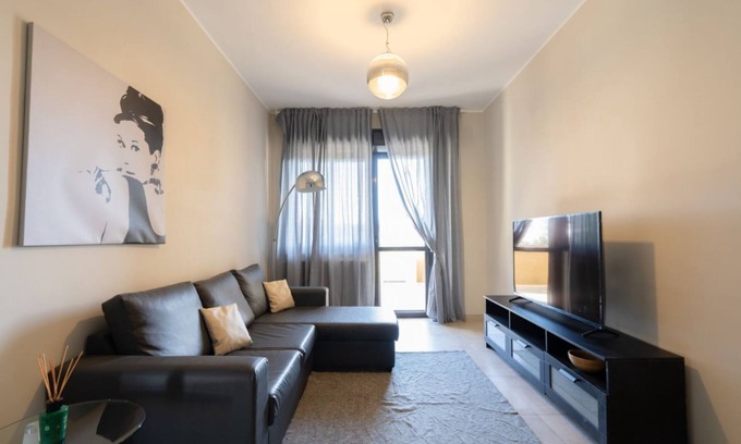 Trani Apartment | Trani with view: roomy apartment with balconies