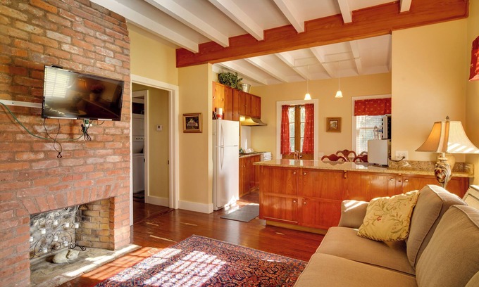 Houma House | Tranquil Bayou Country Home w/Pond: 8 Mi to Houma