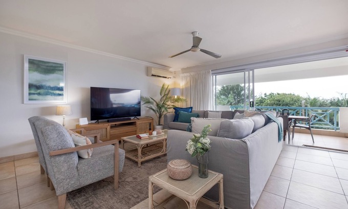 Shaka's Rock Apartment | Tranquil Beach Sanctuary, 3 Bed, Sea Views