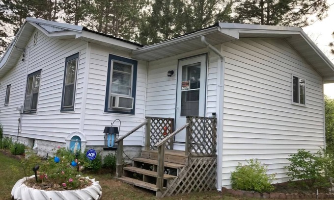 Argonne Cabin | Tranquil cabin with AC in charming Argonne and 170 ft of frontage and 7 acres