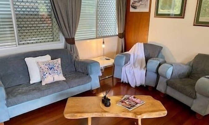 Railway Estate House | Tranquil Retreat Meets City Convenience