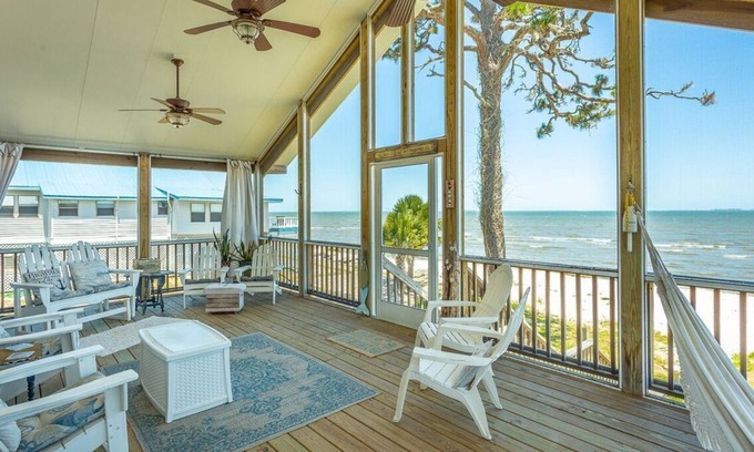 Carrabelle House | Tranquil Winds Beachfront House