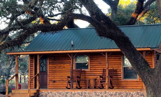 Cat Spring Cabin | Tranquility Cabin Surrounded By Live Oak Trees With A Fabulous Hot Tub!