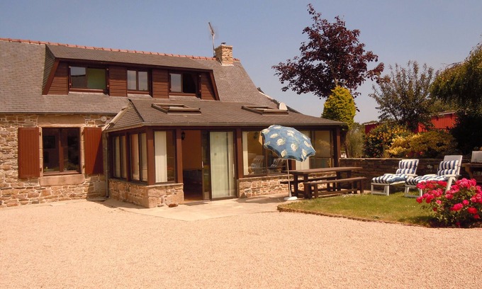 Tredrez-Locquemeau House | Tredrez Locquemeau: Mansion - Trédrez-Locquémeau