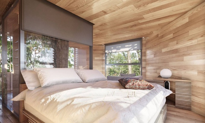 Raray Bed & Breakfast | Treehouse with walkway to a jacuzzi