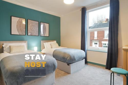 Orgreave Apartment | Treeton - Brand New 3 Bed House, FREE Parking & Great for Groups - Hosted by Stay Host Save