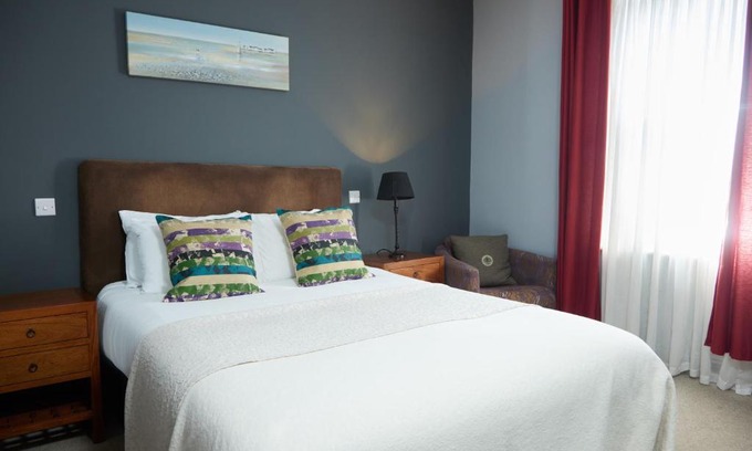 Chichester Hotel | Trents by Greene King Inns