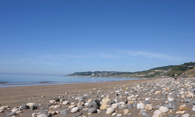 Bridport Cottage | Tri-star House