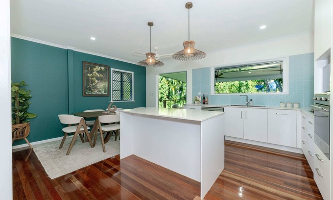 West End House | Tropical Bliss for the Whole Family
