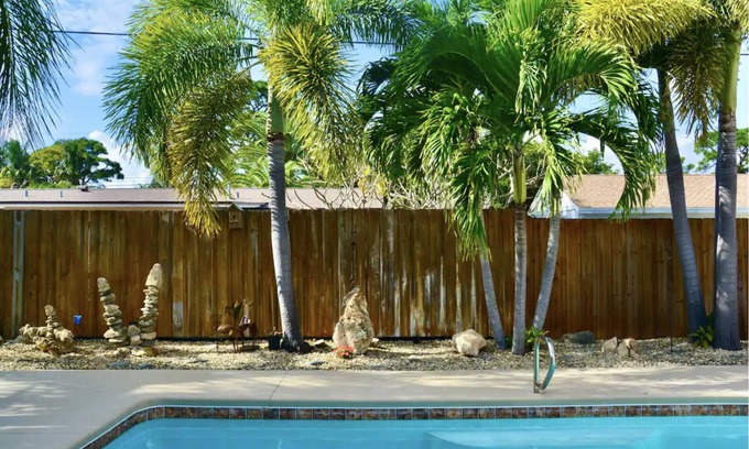 Fowlers House | Tropical Island Escape, Pool, Beach, Disney, Kennedy Space Center, Cruise
