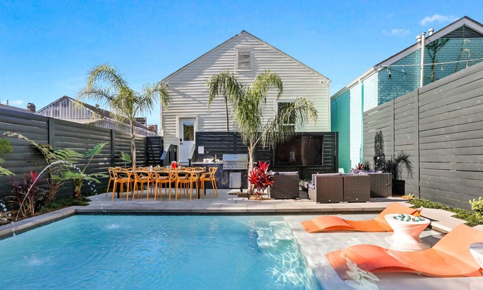Tulane - Gravier House | Tropical Oasis Near FQ | Heated Pool | Local Art
