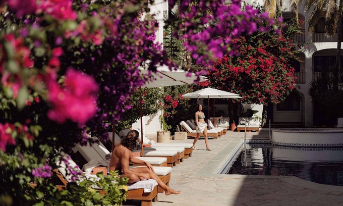 Downtown San Jose del Cabo Hotel | Tropicana Los Cabos, Tapestry Collection by Hilton