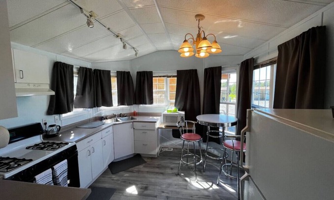 Sterling House | Trout House at Red-Bow