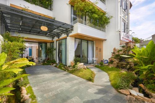 Da Nang City Centre House | Truc Home