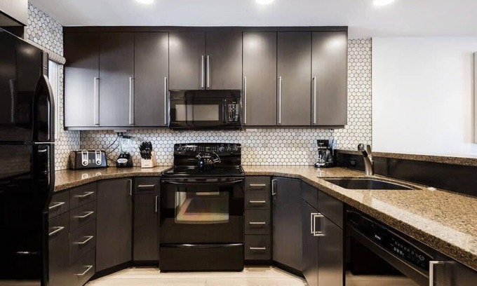 North Park City Condo | True Ski-in/Out 2BR w/Loft & Stunning Location!