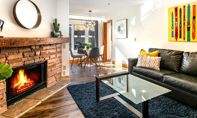 North Park City Condo | True Ski in Ski Out Rare slopeside at 5 lifts Pool/Spa/Gym/WD/Parking Near Main!