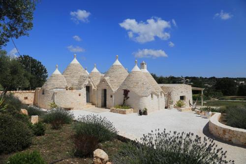 Cisternino House | TRULLI TERRA DI MEZZO