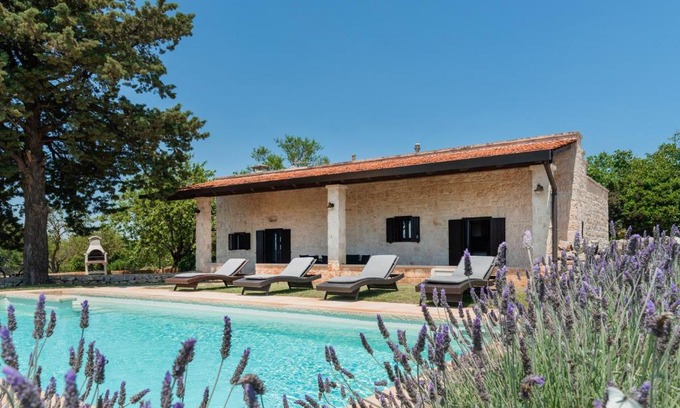 Martina Franca Villa | Trullo Badessa