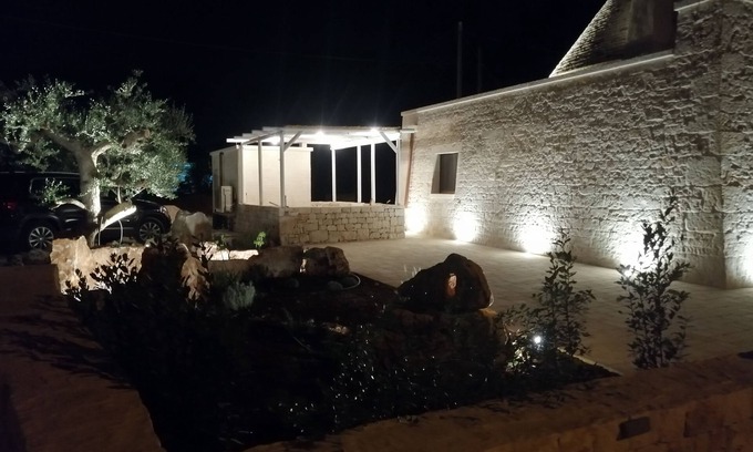 Locorotondo House | Trullo manivida Mulberry