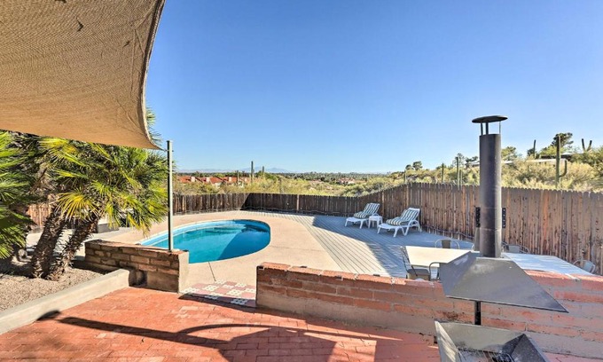 Catalina Foothills Estates House | Tucson Oasis La Casa de las Palmas with Pool!