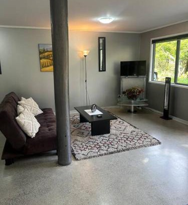 Dinsdale House | TuiGlen