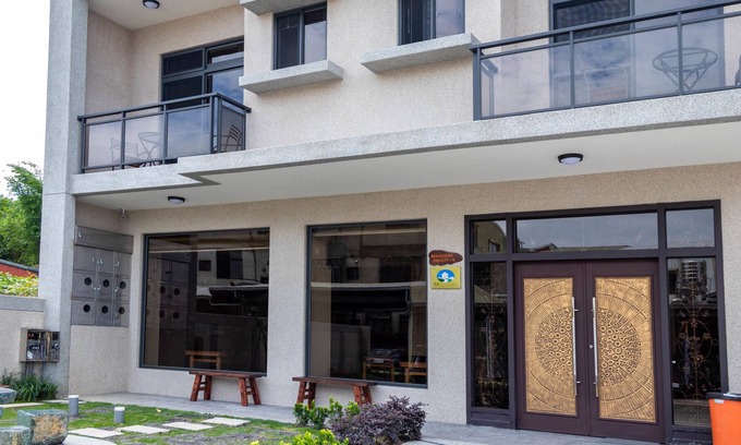 Sanyi Bed & Breakfast | TungShiang