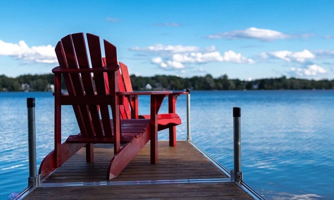 Mauricie House | Turtle Lake Chalet | Spa | Waterfront