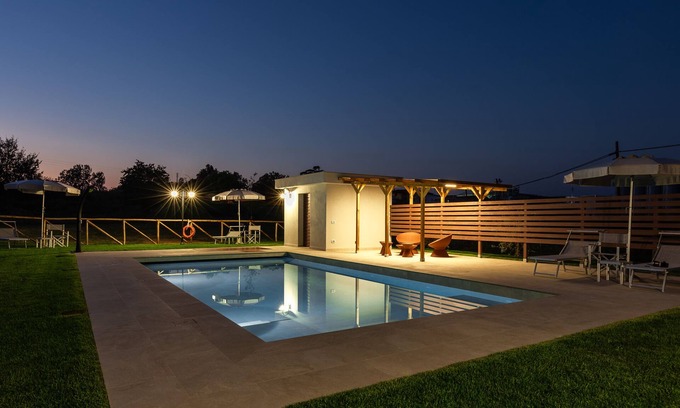Larciano Apartment | Tuscan Enchantment - Apartment with Garden View - Viola