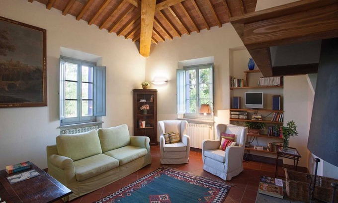 Chiusi House | Tuscan Escape with Pool