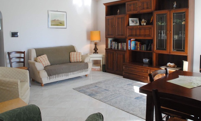Marta Apartment | Tuscany & Umbria Are Just A Few Km From Marta, A Quiet Town On This Clean & Beautiful Lake Bolsena