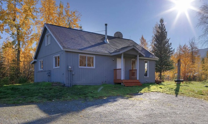 Butte Cottage | **Tustin House**