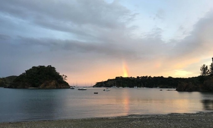 Tutukaka House | Tutukaka - Church Bay beach front bach