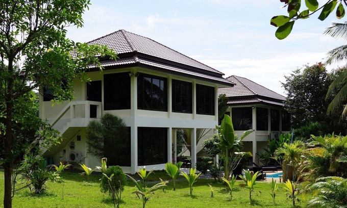 Wok Tum House | Twin Villas with swimming pool