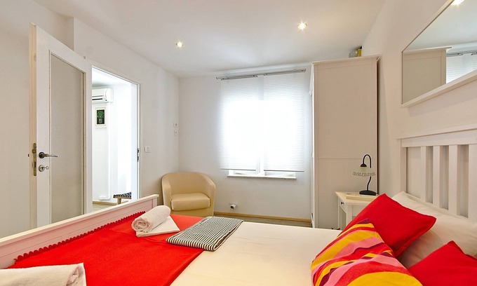 Novi Vinodolski Apartment | Two bedroom apartment with terrace Novi Vinodolski (A-24716-a)