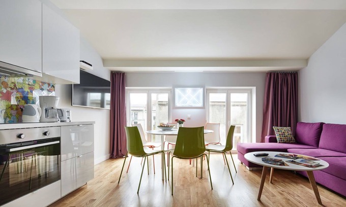 Wesoła Zachod Apartment | Two bedroom Apartment perfect for 4 people