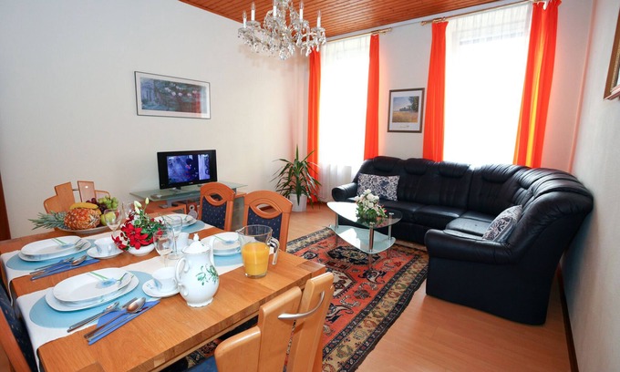 Matzleinsdorf House | Two Bedroom Apartment #1 in the near Center of Vienna