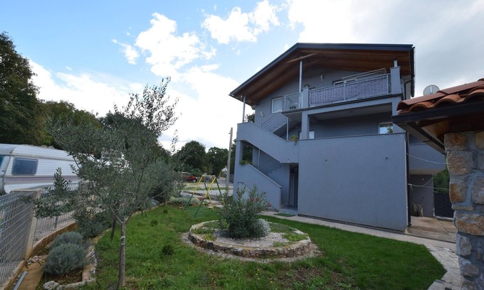 Gabonjin Apartment | Two bedroom apartment with balcony Gabonjin, Krk (A-19414-a)