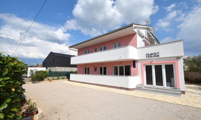 Rasopasno Apartment | Two bedroom apartment with balcony Rasopasno, Krk (A-21325-a)