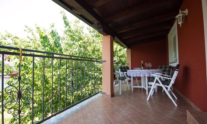 Fiorini Apartment | Two bedroom apartment with terrace Fiorini, Novigrad (A-6926-a)