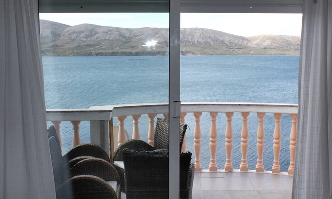 Zubovici Apartment | Two bedroom apartment with terrace and sea view Zubovići, Pag (A-6394-d)