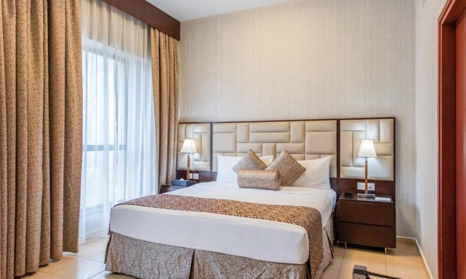 Dubai Marina Hotel | Two Bedroom Apartment In Jbr Sadaf Building Ae