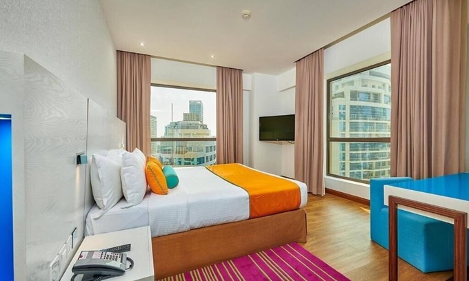 Dubai Marina Hotel | Two Bedroom Apartment Near British Orchid Nursery By Luxury Bookings
