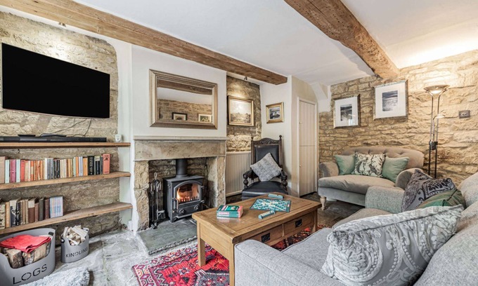 Chipping Campden Cottage | Two bedroom dog friendly holiday cottage in the Cotswolds - Keeley Cottage