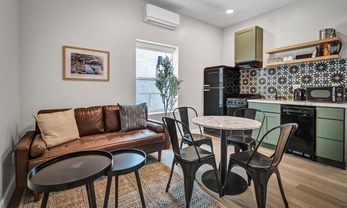 Vista Apartment | Two Bedroom - King in Master Heart of Downtown Vista
