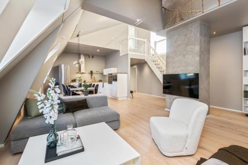 Trondheim City Centre Apartment | Two bedroom penthouse with large living room and rooftop in the city centre of Trondheim