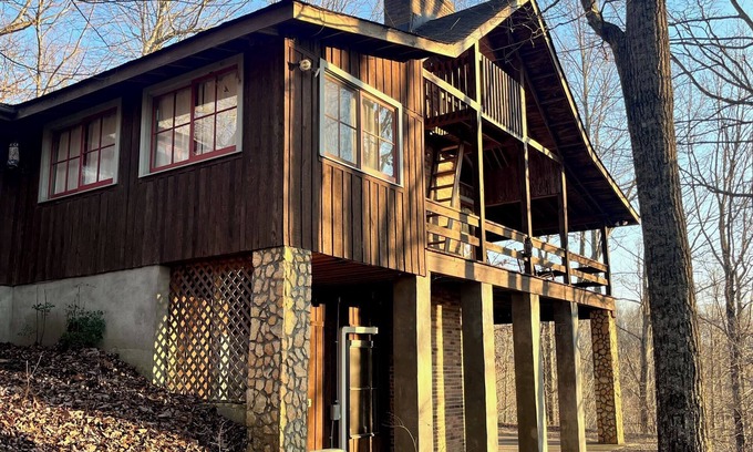 Franklin Cabin | Two Floor Private Cabin
