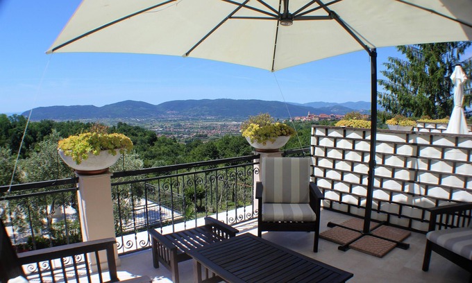 Castelnuovo Magra Apartment | Two rooms Rosa, Cristina Farm, apartment in the countryside, relaxation and excursions