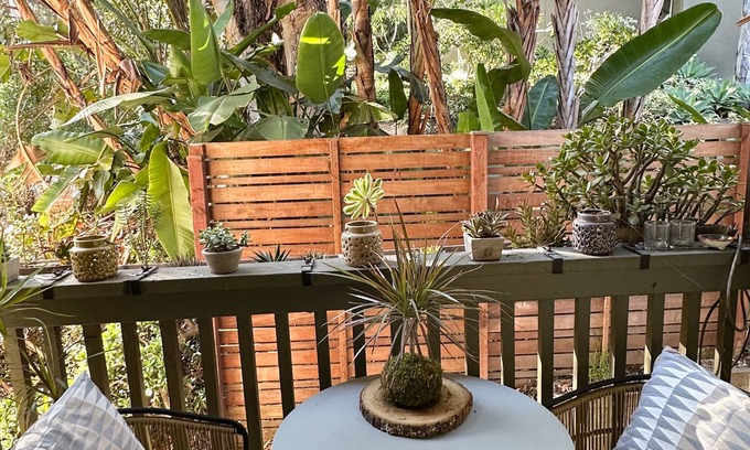 Middletown Condo | Two Story Gem with Canyon Views
